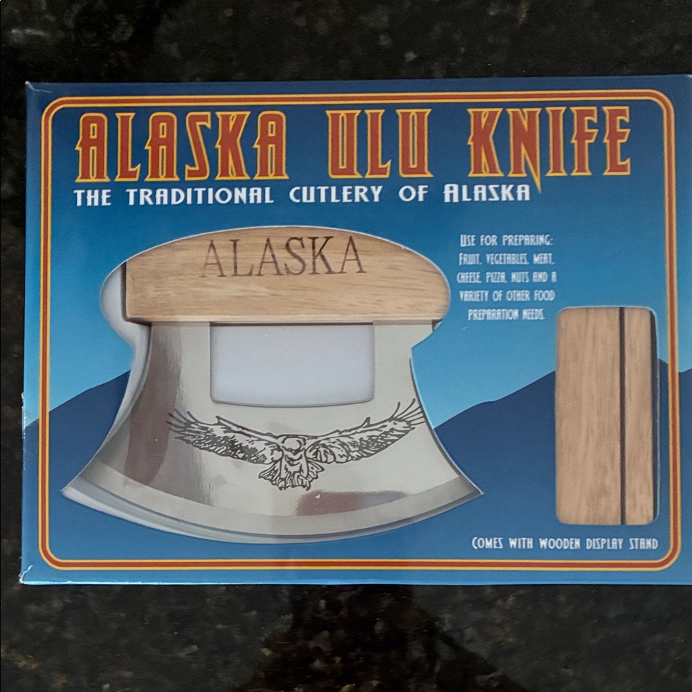 Ulu Knife with Wooden Display Stand - Silver and Brown